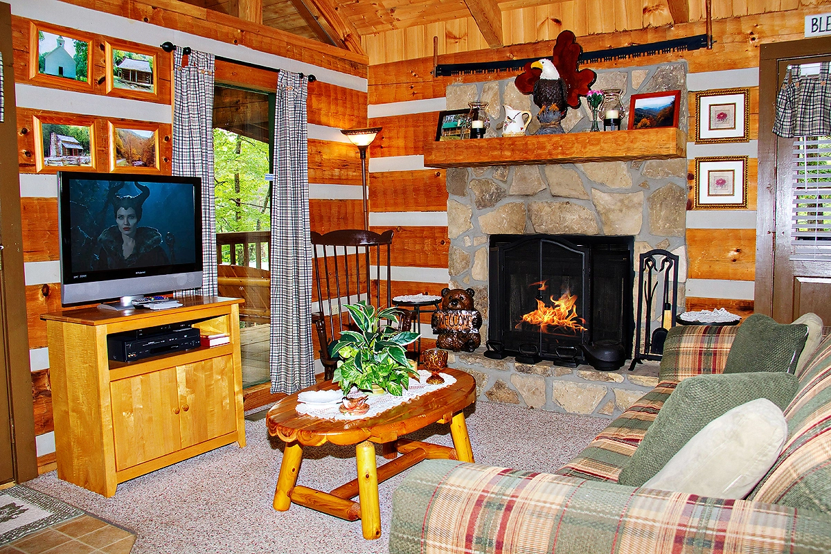 ROMANTIC HIDEAWAY