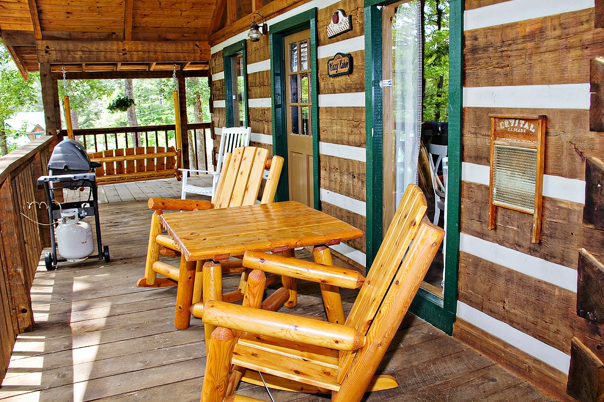 ROMANTIC HIDEAWAY