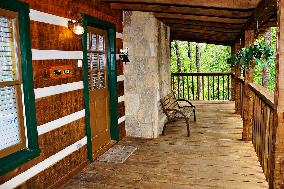 ROMANTIC HIDEAWAY