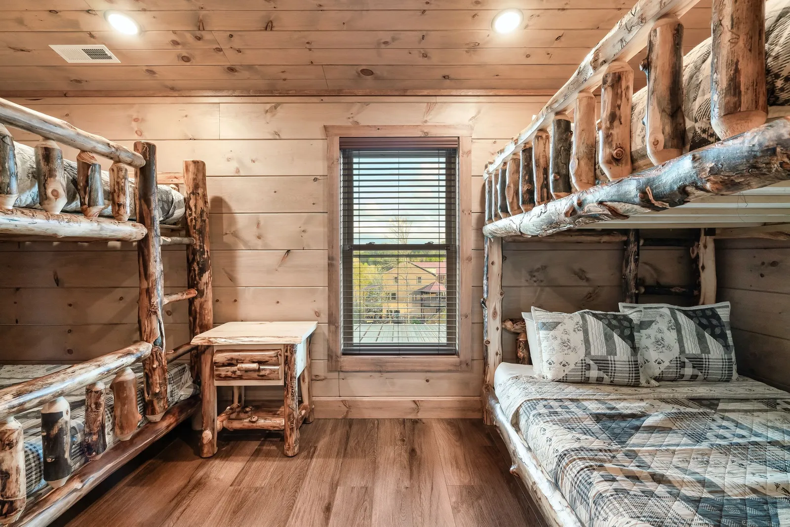 MOUNTAIN MASTERPIECE