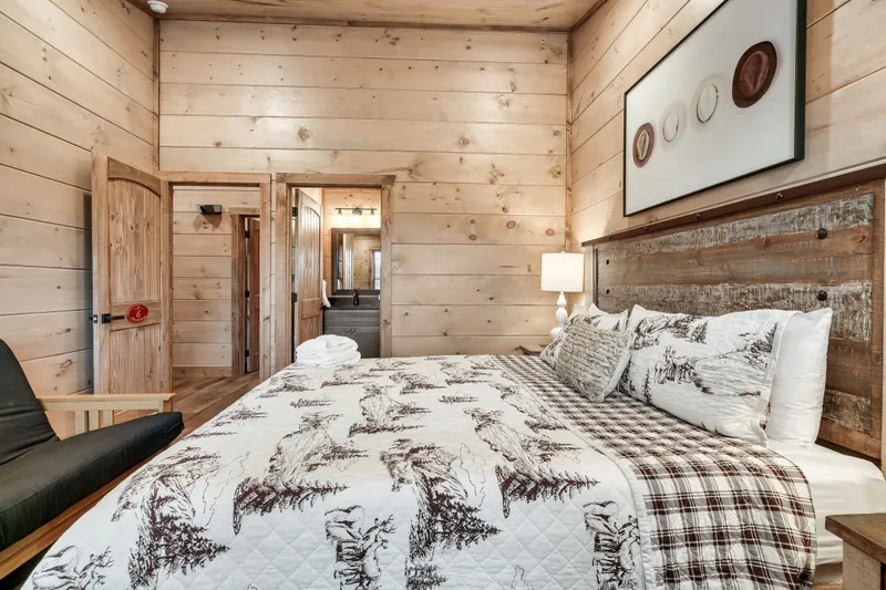 MOUNTAIN MASTERPIECE