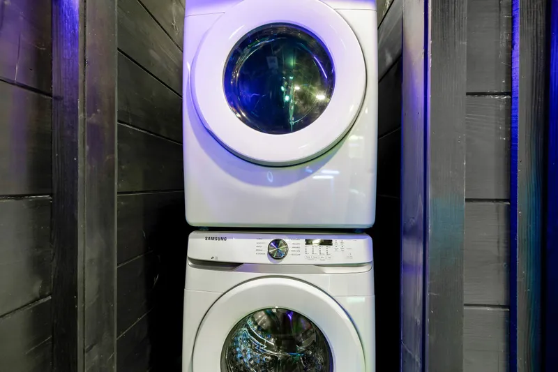 MOUNTAIN MASTERPIECE