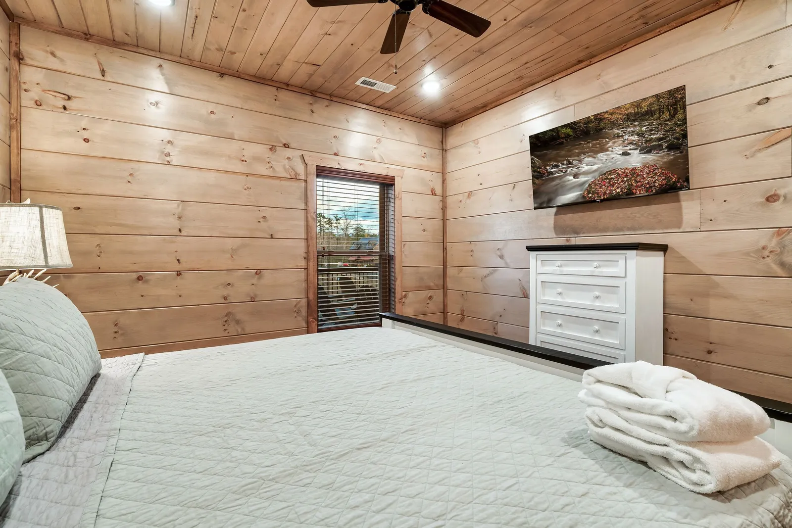 MOUNTAIN MASTERPIECE