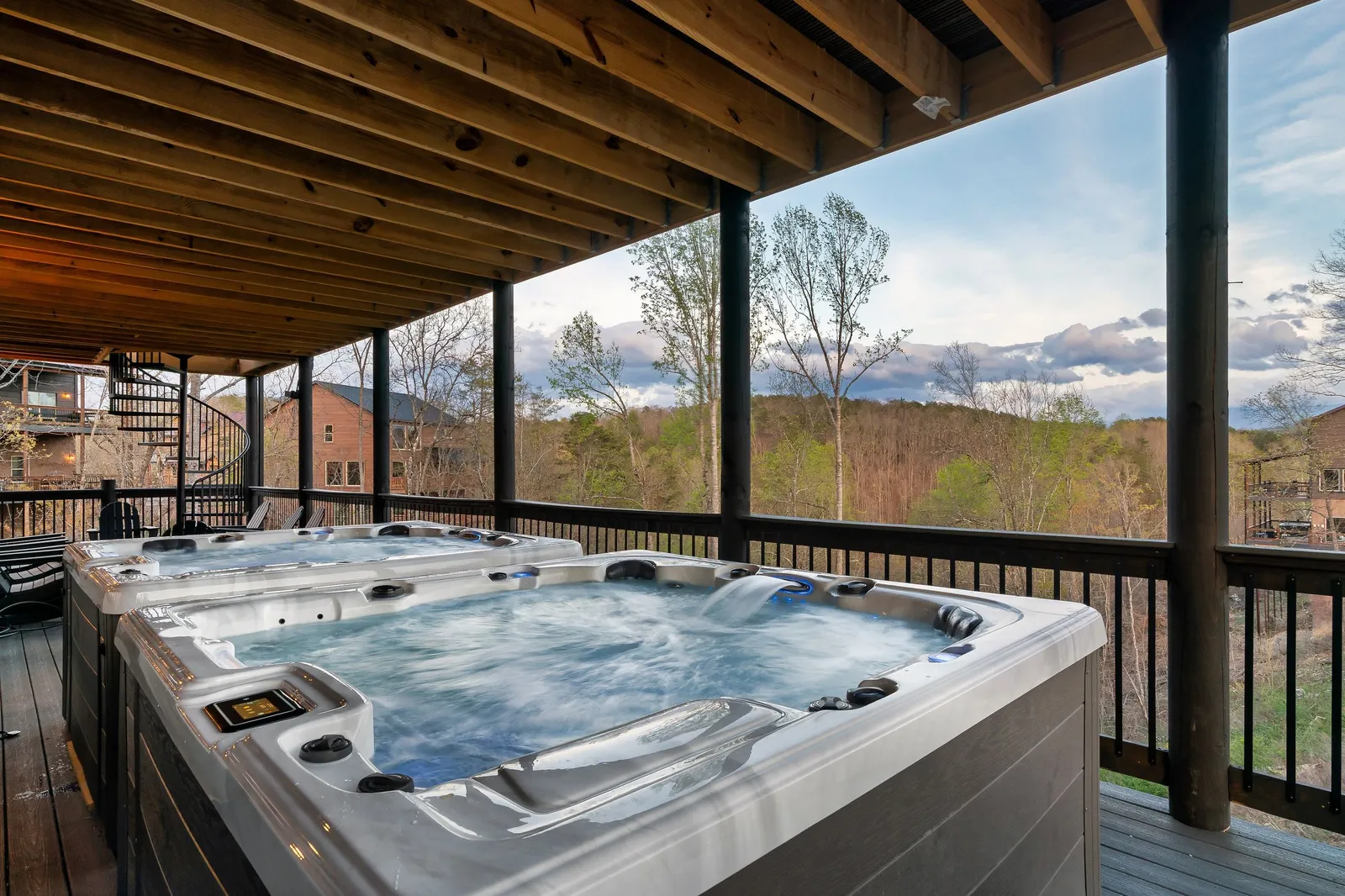 MOUNTAIN MASTERPIECE