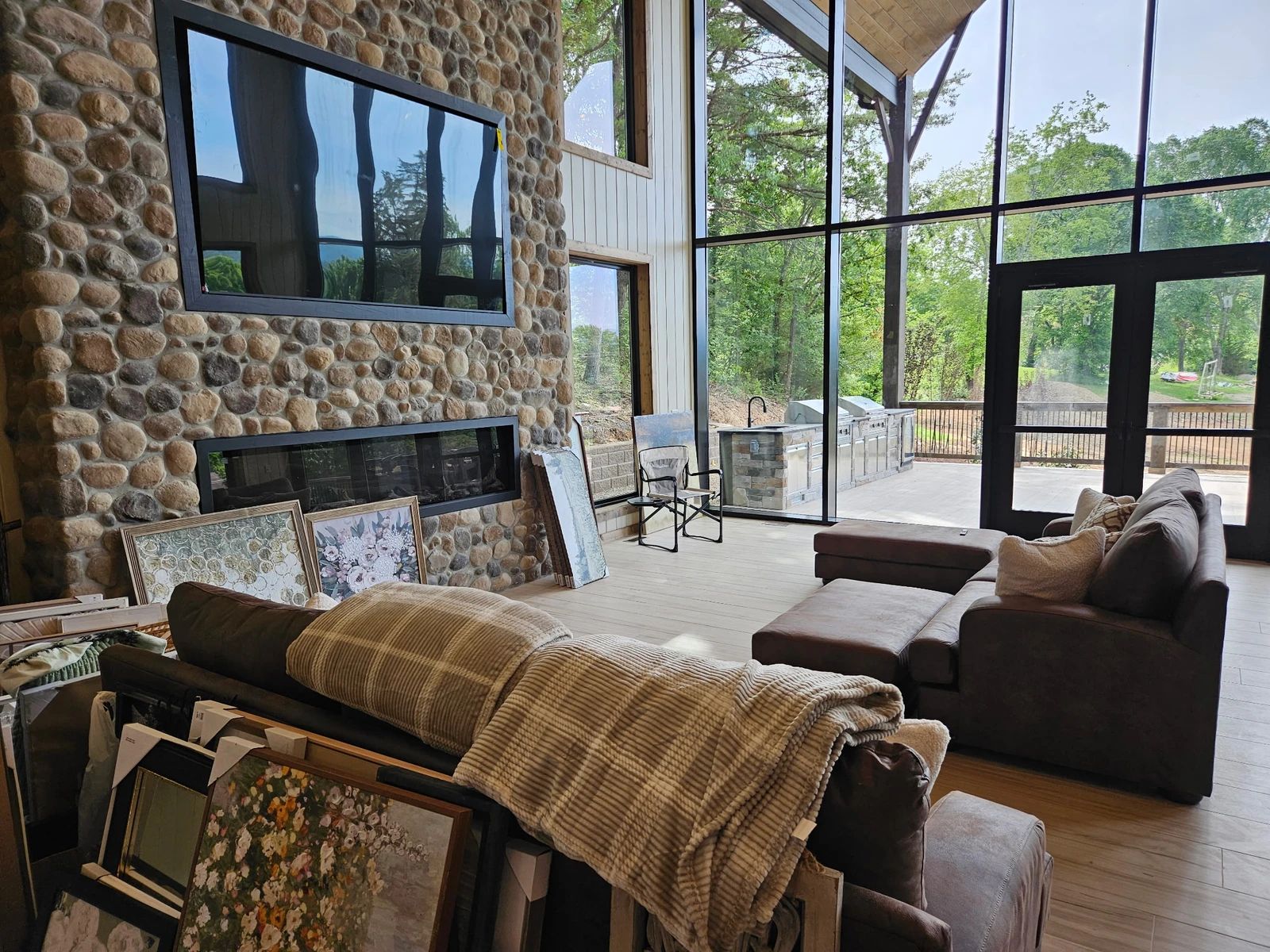 GRAND FORGE LODGE