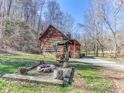 SMOKY MOUNTAIN MEMORIES
