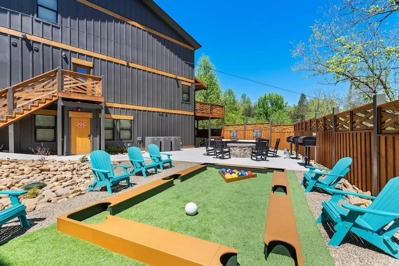 bear mountain lodge is one of our big cabins in the Smoky Mountains