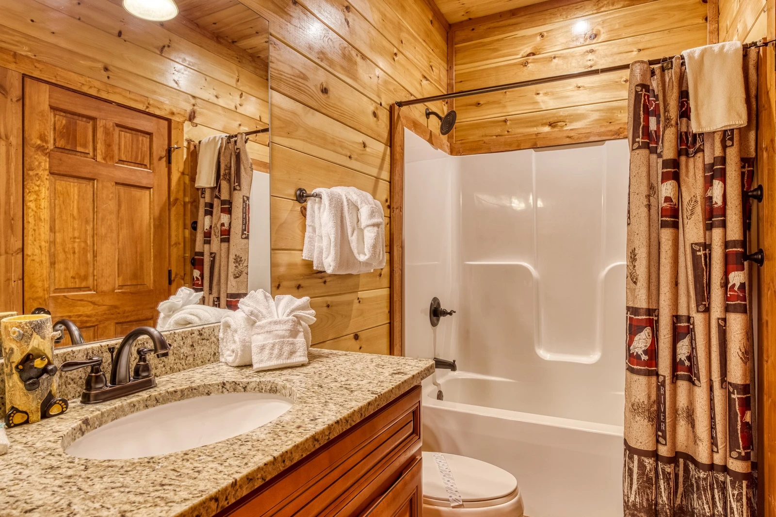 MOUNTAIN VIEW POOL LODGE